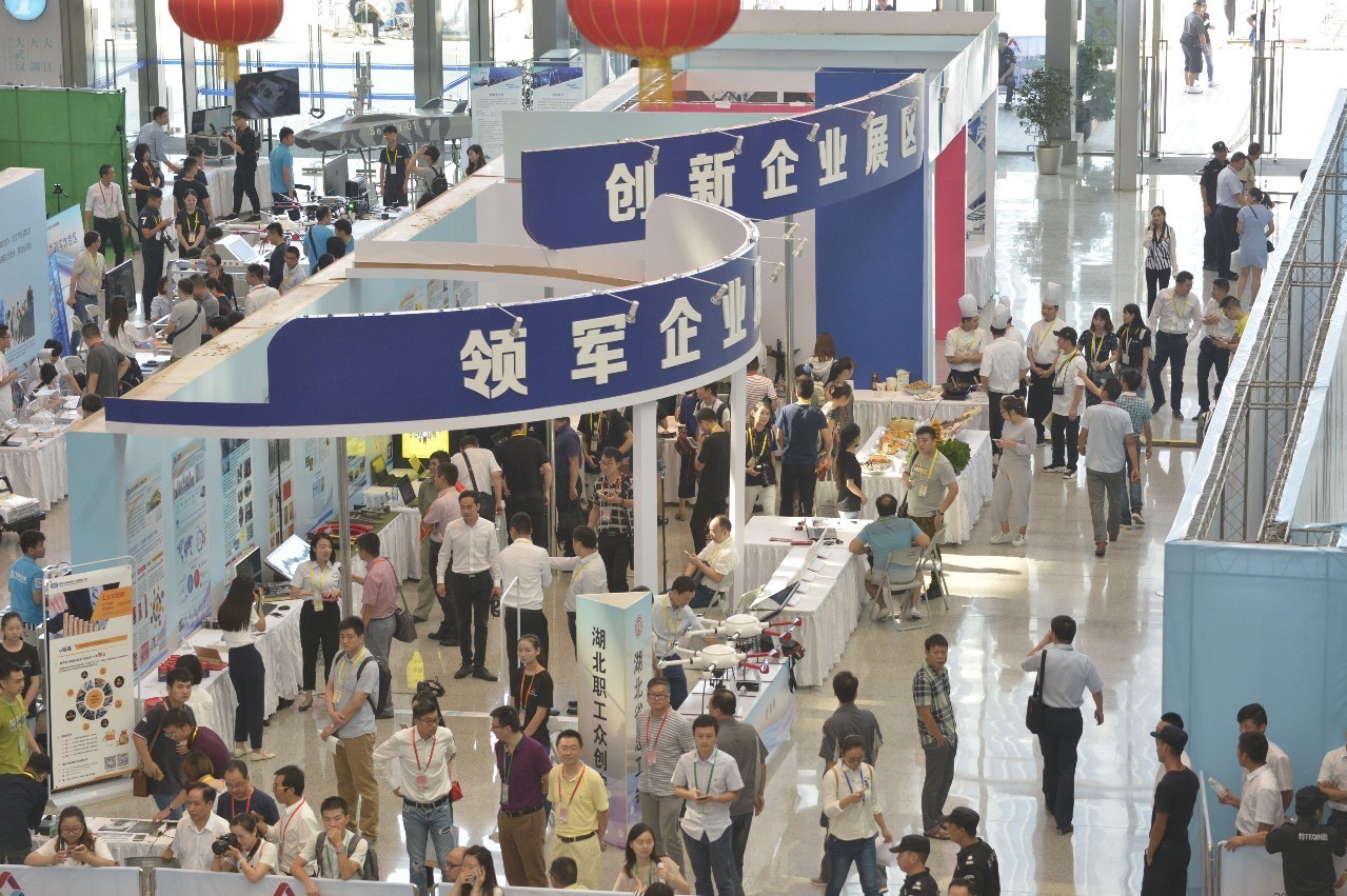 租金不付,还找房东要违约金,不良中介坑人套