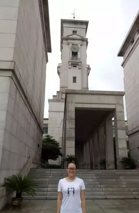 4岁上小学,8岁读初中,14岁上大学!这位大一女