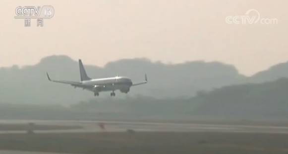 体乘客一致同意弃飞 只为了.|新闻早茶|广州日