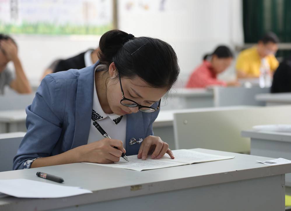 热点丨最后一次国家司法考试开考!明年还需