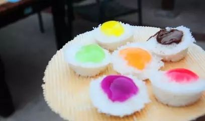 太楞人了!天津网友地铁站门口300块钱买三兜米