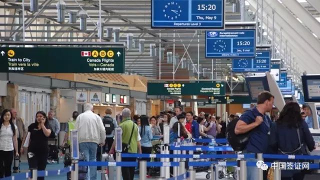 支招!第一次出国游玩,机票、签证、货币…这些