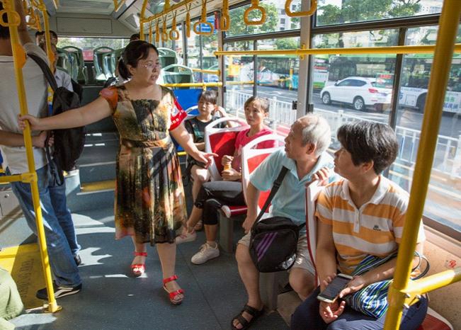 福建厦门:随车志愿者服务厦门会晤|厦门|志愿者