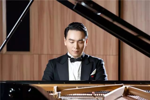 4岁入门,5岁出道,这个完美男神降临杭州竟是为