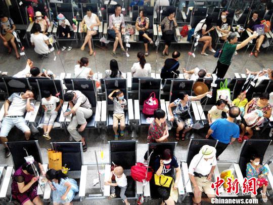 卫计委:早部署早防范 打赢秋冬季传染病防控攻坚战