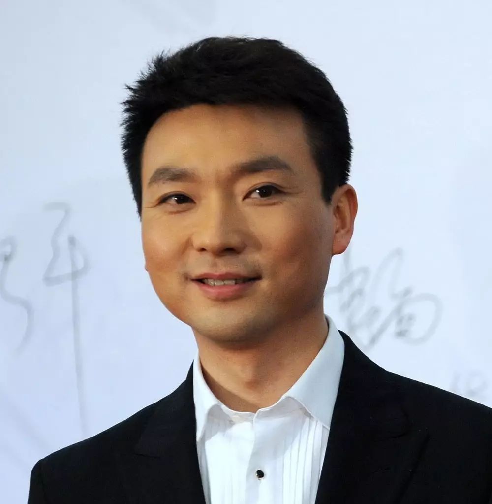 康辉：让《新闻联播》接地气的段子手...