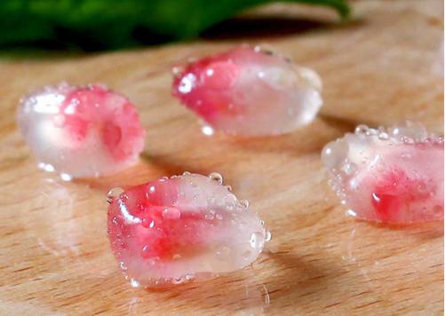 【实用】如何过瘾地吃石榴?30秒剥石榴还不脏手!|石榴|新媒体|山东商报_新浪新闻