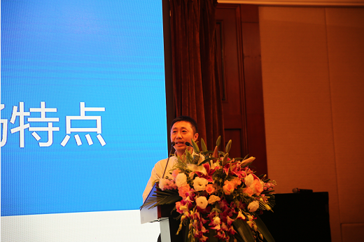 富途证券董事张杰:港股牛市正当时 超过100万