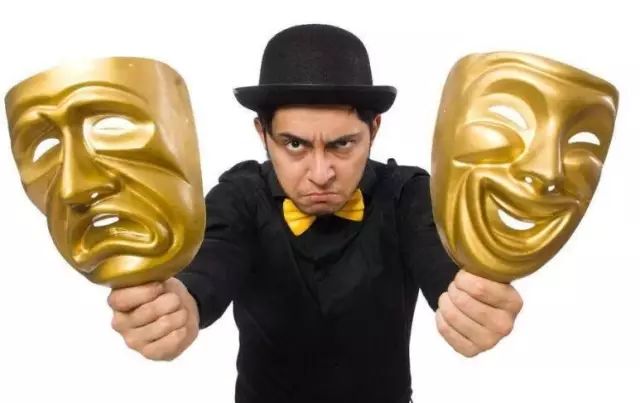 薛之谦今天又.其实我们都像他一样活着|薛之谦