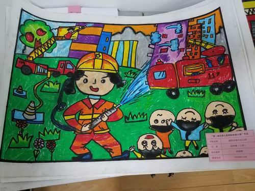 大队联合县教育局开展儿童消防作文和绘画作品