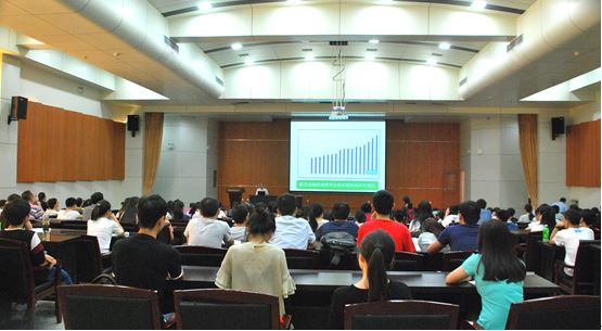 著名药代动力学家刘昌孝院士做客中国科大论