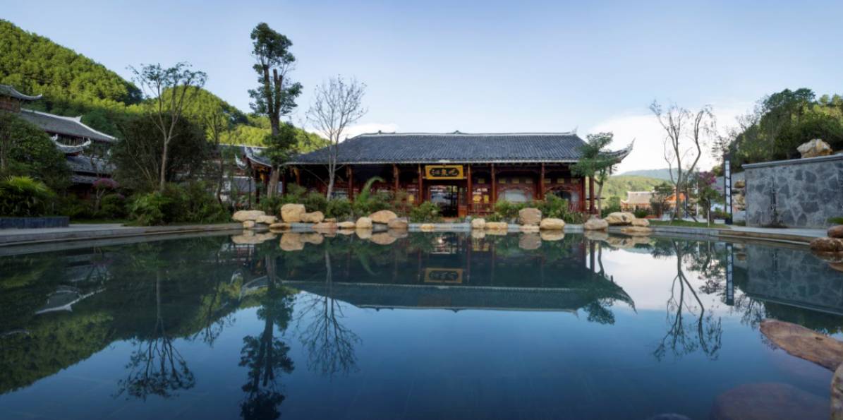 旅游丨趁着国庆，出走到苗疆的温泉泡一泡，治愈初秋的所有烦恼!|苗疆|温泉|旅游_新浪新闻