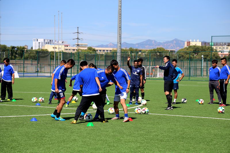 2017年中国校园足球-英足总国际初级教练员培