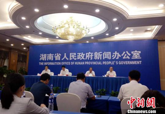 邓县总人口_邓县幼师学校图片(3)