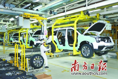 國內(nèi)汽車零部件的關(guān)鍵領(lǐng)域仍然是以外資零部件為主，特別是在電氣化、高精密零部件領(lǐng)域更為突出。肖雄 攝
