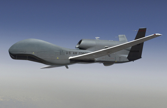  韩国计划采购的全球鹰号无人侦察机