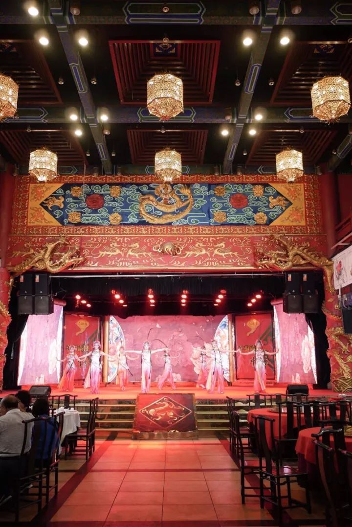 西湖大酒店吃饭在几楼_西湖楼人均消费