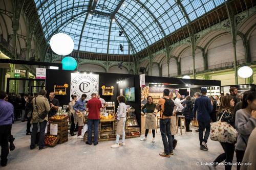 巴黎举办法国美食节 开展全民下馆子活动