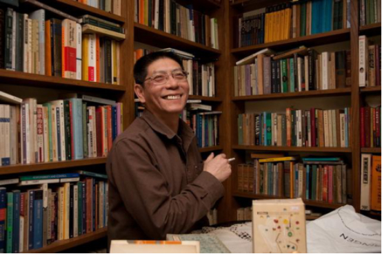 讲座|哲学家陈嘉映谈人文学科:研究的同时也应