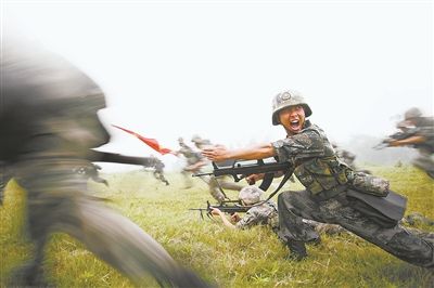 火箭军某旅教导员张齐:乘势而上,重塑自我起新