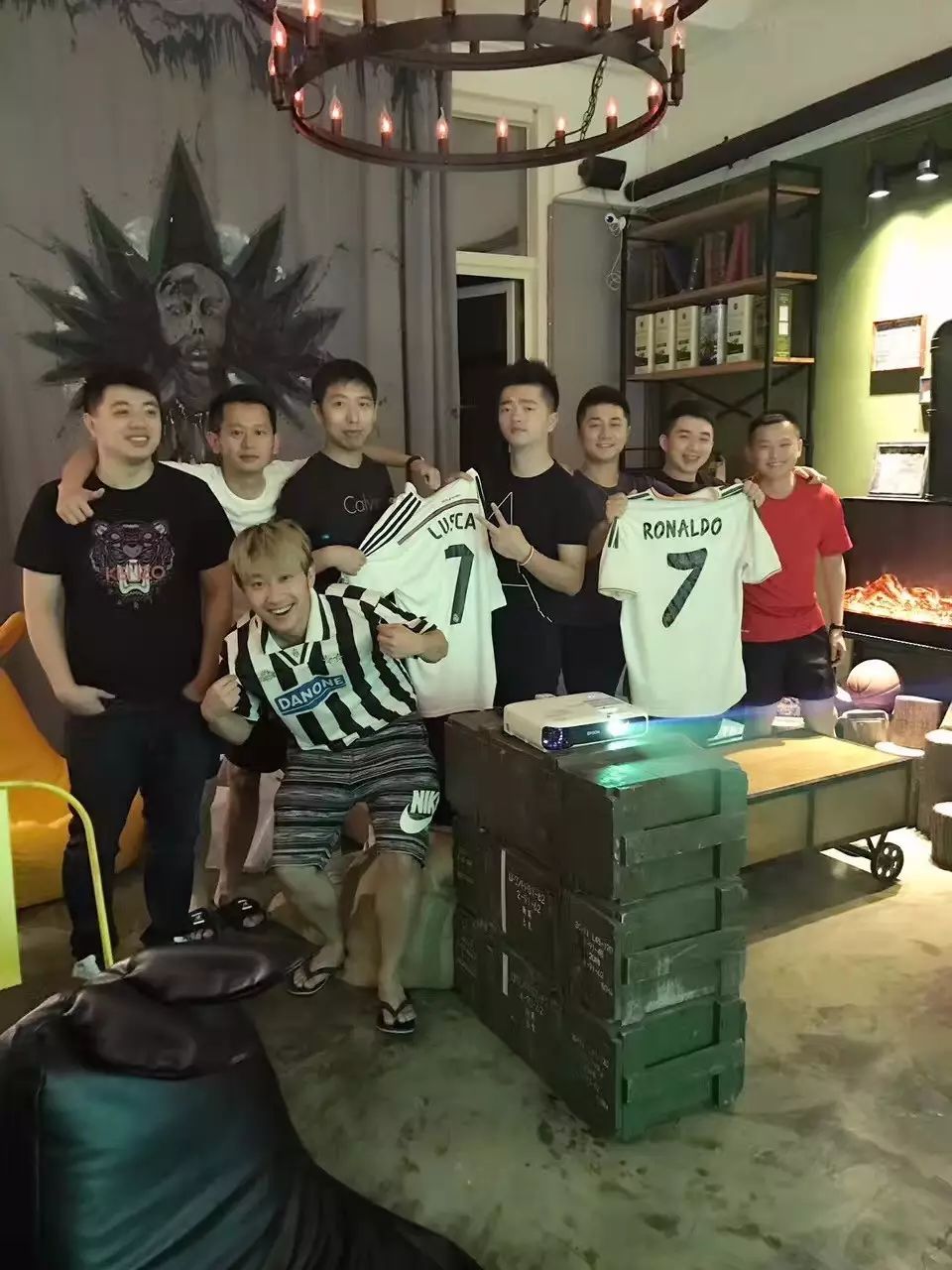 重庆最具人气的轰趴馆,吃喝玩乐一站到底!嗨到