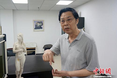 动玉雕进校园:年轻手艺人要耐得住寂寞|本科|玉