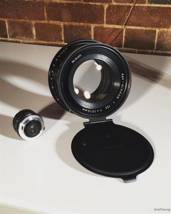 他花了2000元做了一台超大相机 效果逆天