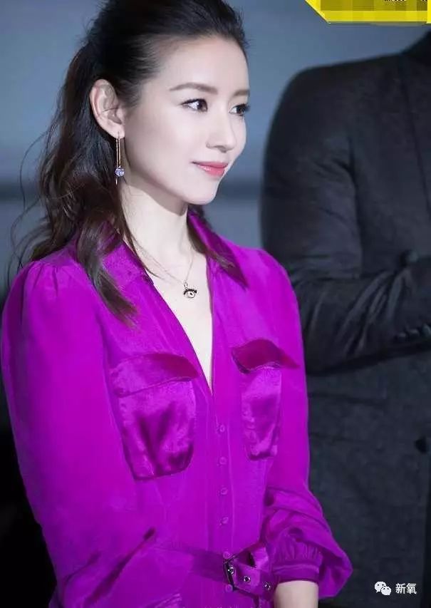 杨幂就因为一件衣服秒杀了小6岁的杨紫!|杨幂