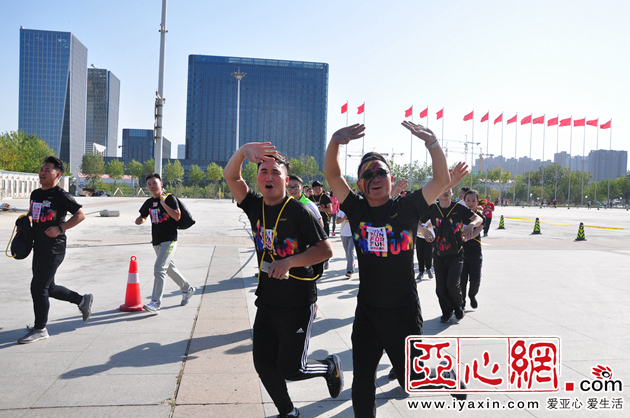 2017乌鲁木齐·城市乐跑赛盛大开幕|盛大|万科
