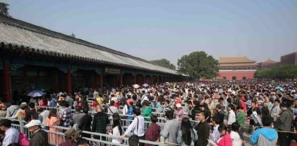 太原国庆游玩全攻略!何必出门看人人人!大好秋色,尽在龙城!|山西博物院|红楼梦|健身_新浪新闻