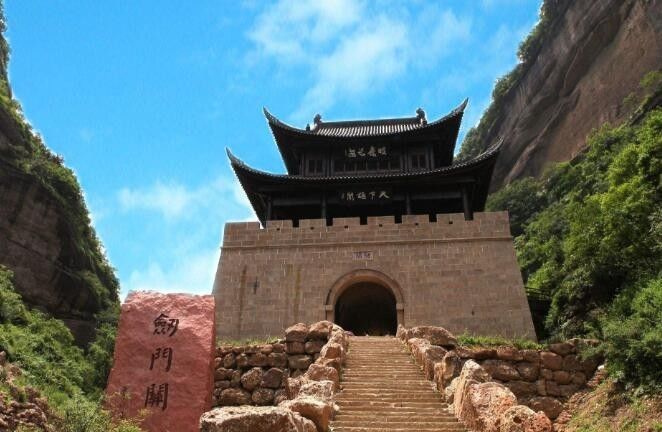 美爆了!西成客专新建车站首次曝光!沿途这些美食美景,错过可不要后悔呦!