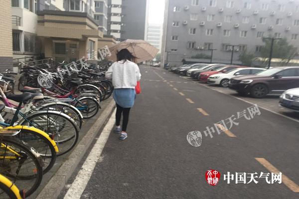 冷空气发力今天北京阵风6级有降雨 入秋或成定局