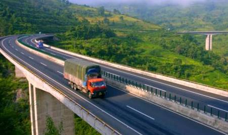 货车减速带多高 myDz-fymesmp1542828.jpg