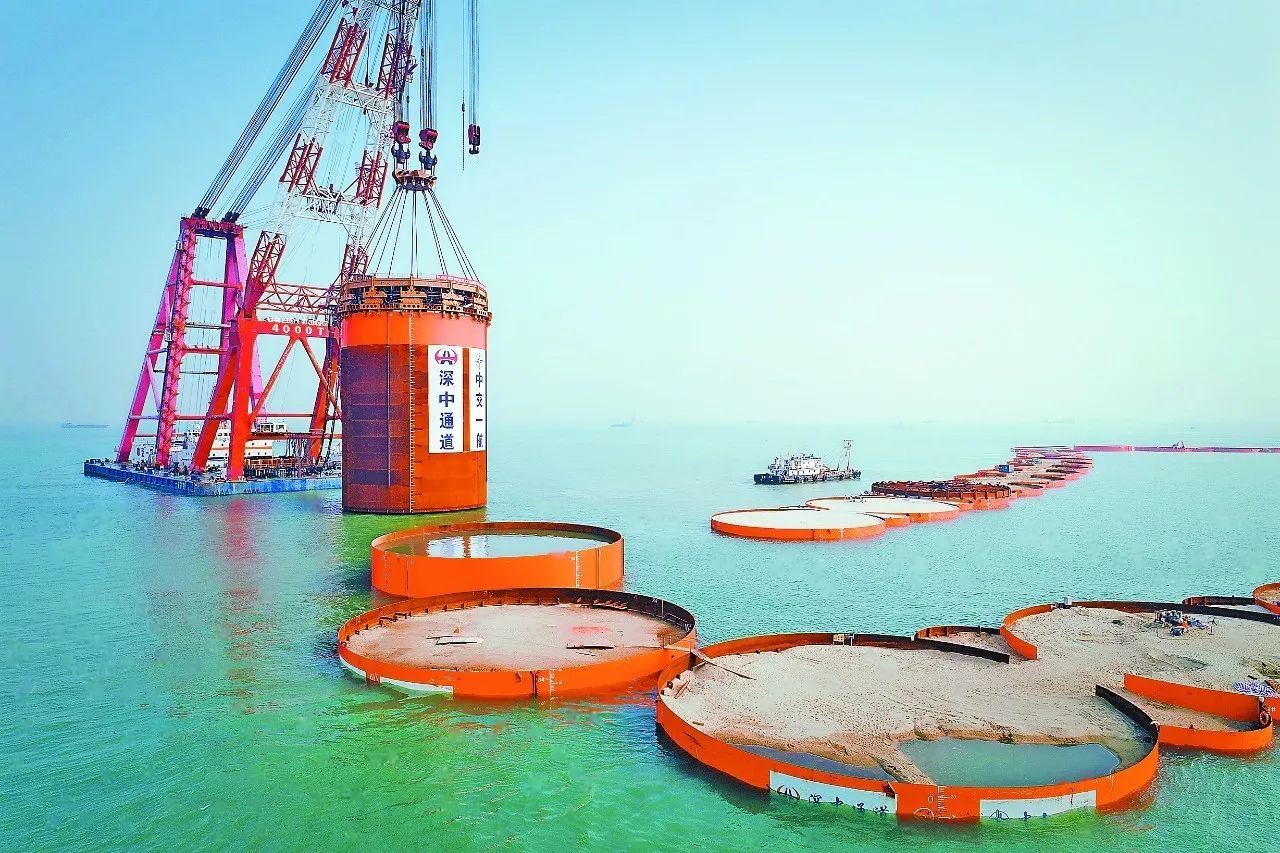 深中通道西人工岛可以看出轮廓啦!计划2024年建成通车|高速公路|珠江|人工岛_新浪新闻