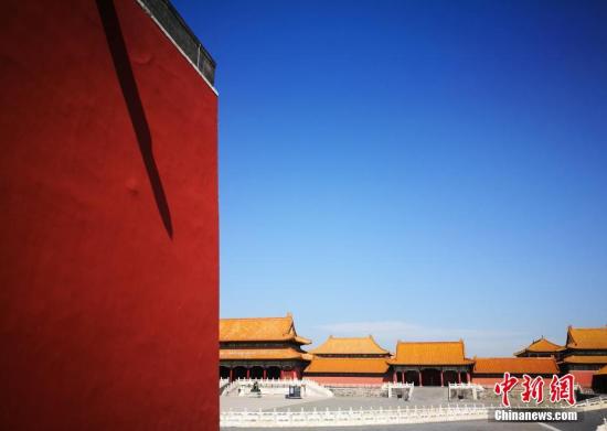 9月18日,北京持续高能见度好天气。<a target=\'_blank\' href=\'http://www.chinanews.com/\'>中新社</a>记者 杨可佳 摄