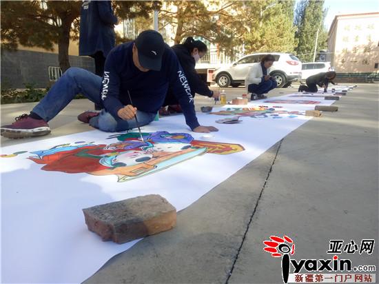 新疆吉木萨尔县老台乡绘制百米绘画长卷喜迎十