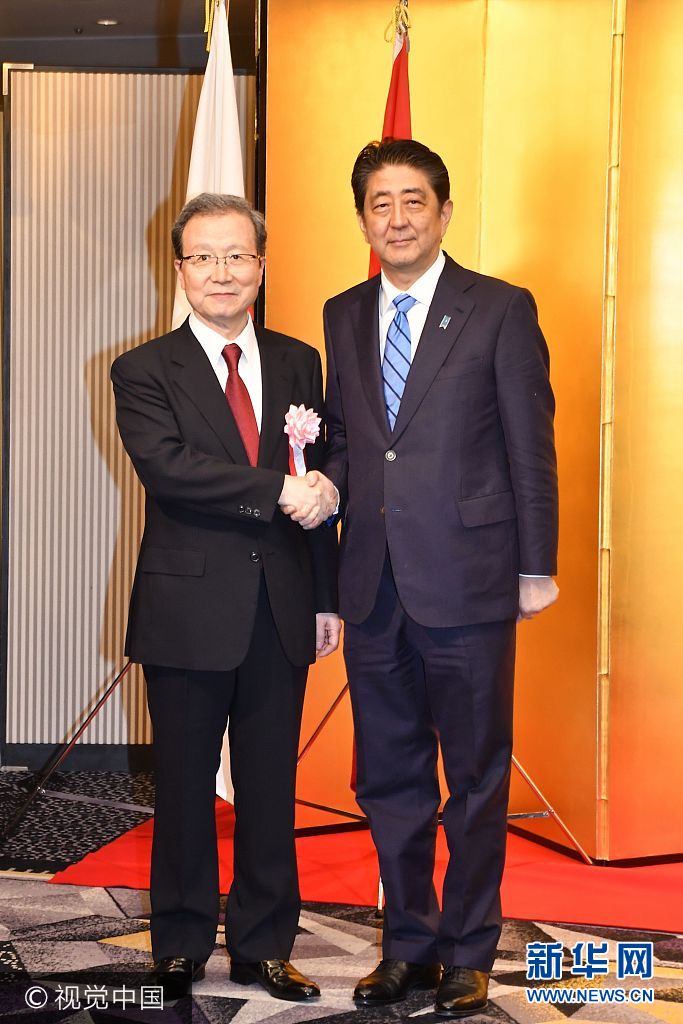 中国驻日本大使馆举行国庆68周年招待会 日本首相安倍晋三出席(组图)