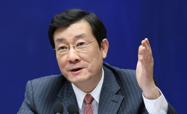 证监会副主席李超支持贫困地区企业ipo融资和并购重组