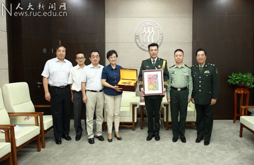 中国人民大学举办中国人民解放军军乐团专场音