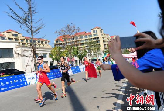 2017年铁人三项世界杯赛在山东威海鸣枪|铁人