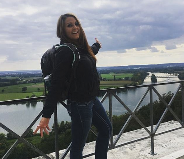 艾琳·李·麦克在社交网站Instagram上传的德国旅行照片。（图片来源：《每日邮报》）