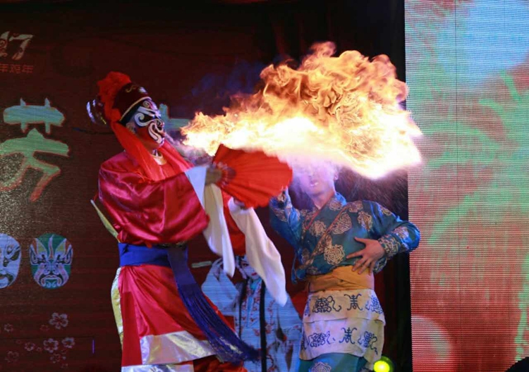 陕西广播电视台《秦之声》迎国庆惠民巡演 让