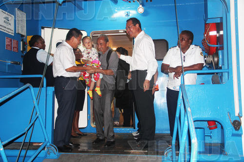 中国包机接多米尼克飓风受困同胞回国|多米尼