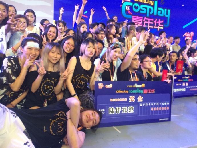 二次元新人类② |辞去上市公司董秘,85后上海女