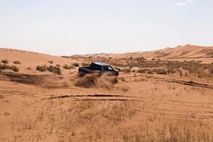 燃后说丨 3333里“路”,考验越野真英雄