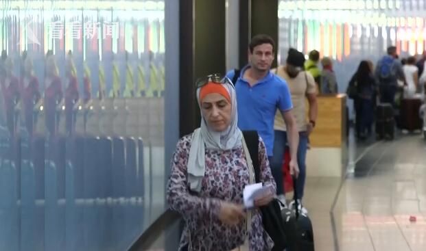 奥地利禁止公共场合穿戴面纱 违者或面临150欧