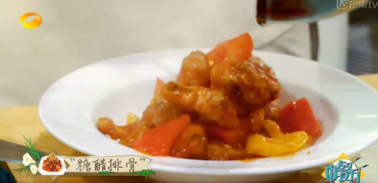 赵薇的辣火锅、张亮的水煮鱼、糖醋排骨,《中餐厅》菜谱都在这儿