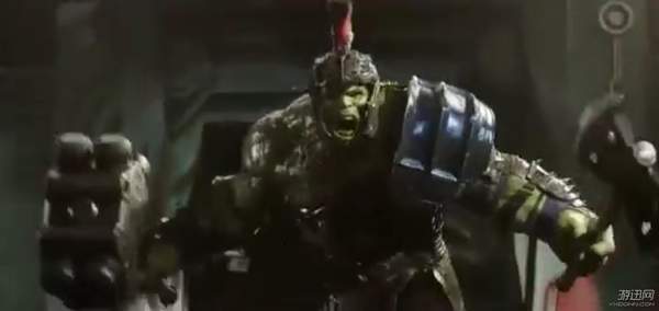 《雷神3》新预告 绿巨人迎战“锤哥”,洛基吓傻了