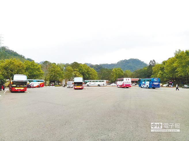 黄金周大陆游客出境游火热 台旅游业只能看着