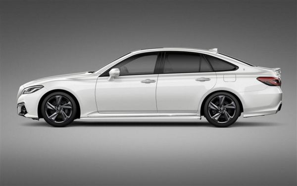 丰田全新皇冠概念图发布：第一次用前驱？